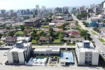 Apartamento em Caiobá - ED. SAFIR  - V146