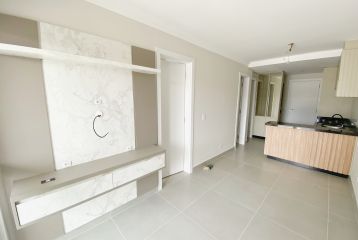 Apartamento mobiliado pronto para Morar com 2 quartos (sendo 1 deles suíte), no Torindo em Caiobá - Ref.: 428