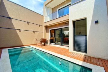 Sobrado com 4 quartos no Balneário Riviera - Matinhos/PR - REF.:755