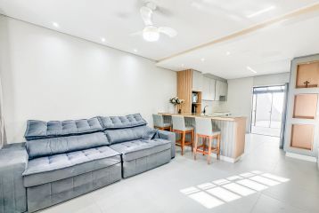 Sobrado de 3 Quartos no centro de Matinhos - Ref.: 702